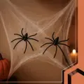 Umelá pavučina na Halloween s 2 pavúkmi