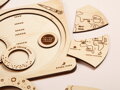 Zem je guľatá - drevené vzdelávacie puzzle
