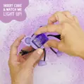 Senzorické svietiace kocky s figúrkou - fialové GLO PALS