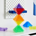 Priesvitné pyramídy na skladanie 