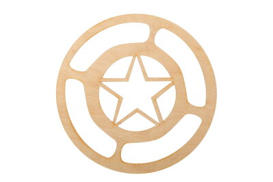 Drevený vyrezávaný kruh s hviezdou