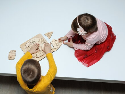 Zem je guľatá - drevené vzdelávacie puzzle