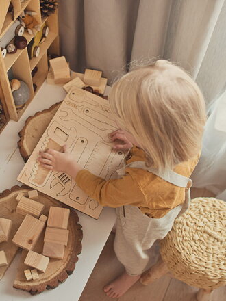 Drevené náradie -  drevené edukačné puzzle