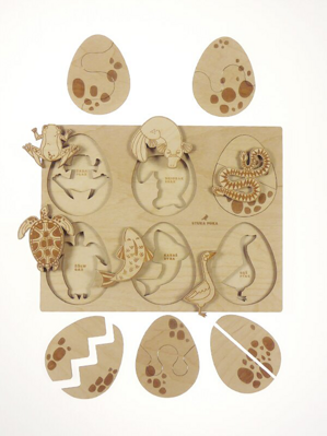 Čo sa skrýva vo vajíčku - drevené edukačné puzzle