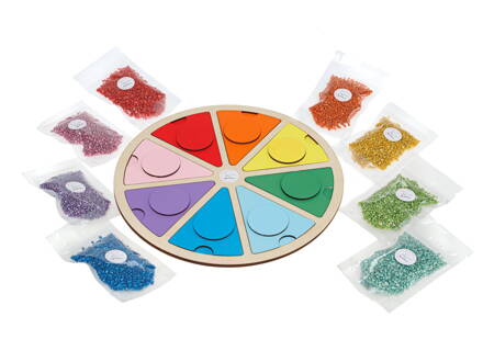 Farebný kruh so žetónmi a  perlovými kamienkami 